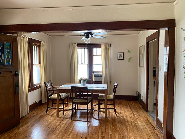 306 E 27th St #3 — Photo 15