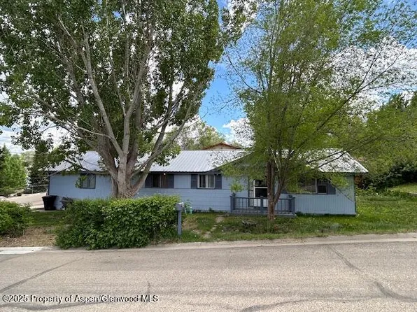 204 W 12th St, Craig, CO 81625
