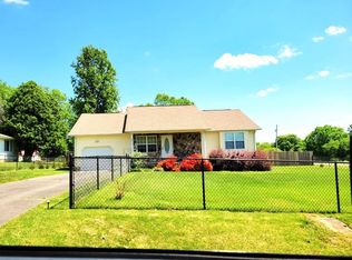 371 Lake Hills Cir, Spring City, TN 37381