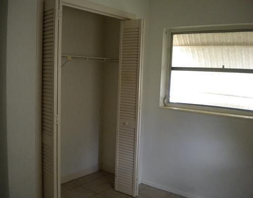 4th image of 4292 Wilkinson Dr
