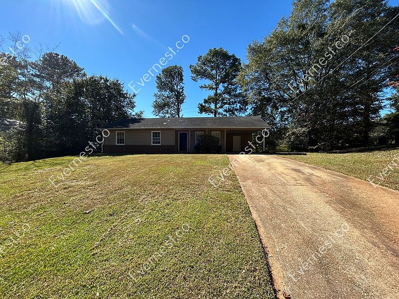 1st image of 565 Dove Tail Ct SE