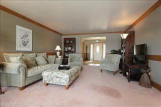 5th image of 7347 Orlin Ct NE