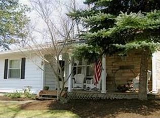 338 North St, Chagrin Falls, OH