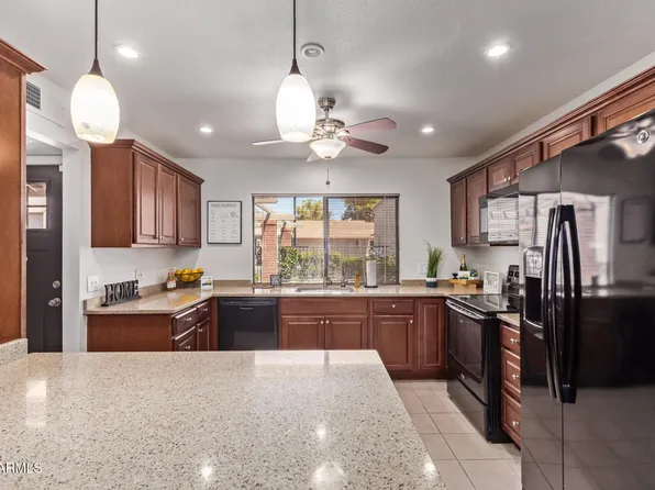 129 LEISURE WORLD --, Mesa, AZ 85206