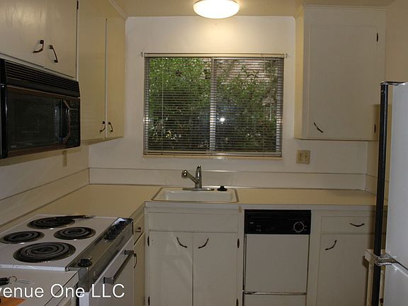 3rd image of 12038 32nd Ave NE