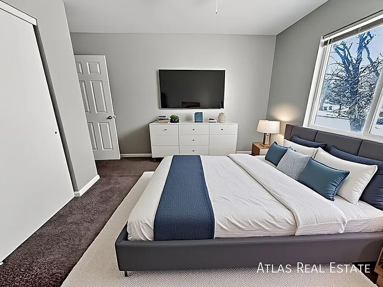 4357 N Chestnut St #202 — Photo 13