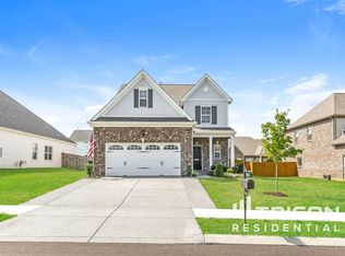1013 Wickshire Dr, Gallatin, TN 37066