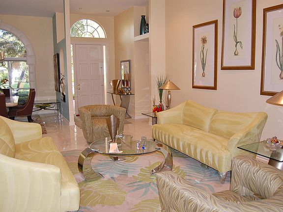 4th image of 90 Cayman Place