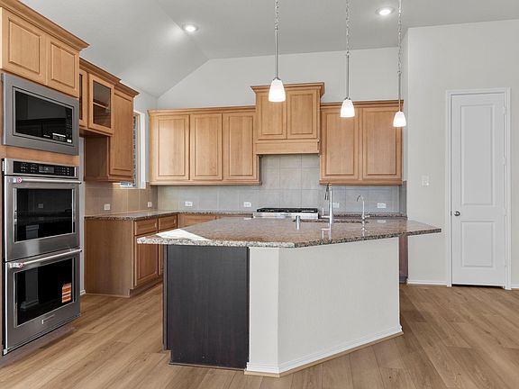 7th image of this home