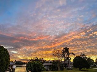38 Cortes Ct, Palm Coast, FL 32137