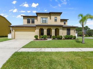 769 Reflection Cove Rd E, Jacksonville, FL 32218