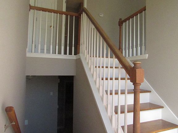 Hardwood Stairs Split Foyer
