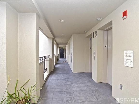 2nd image of 1776 Sacramento St APT 601