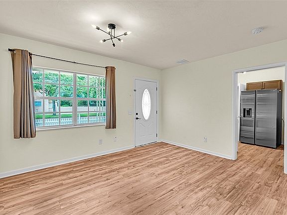 5th image of 2520 20th St