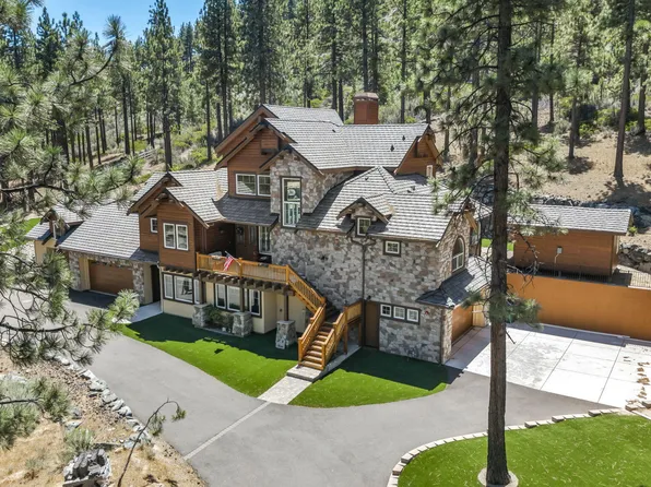 10 Franktown Ct, Washoe Valley, NV 89704