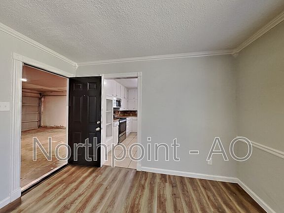 5th image of 6609 Chilton Dr
