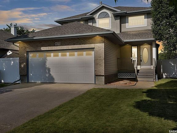 3rd image of 1675 ROUSSEAU CRESCENT N