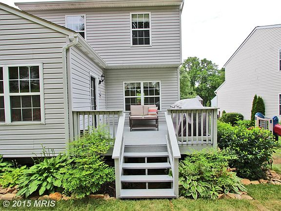 4th image of 5 Brook Hill Ct