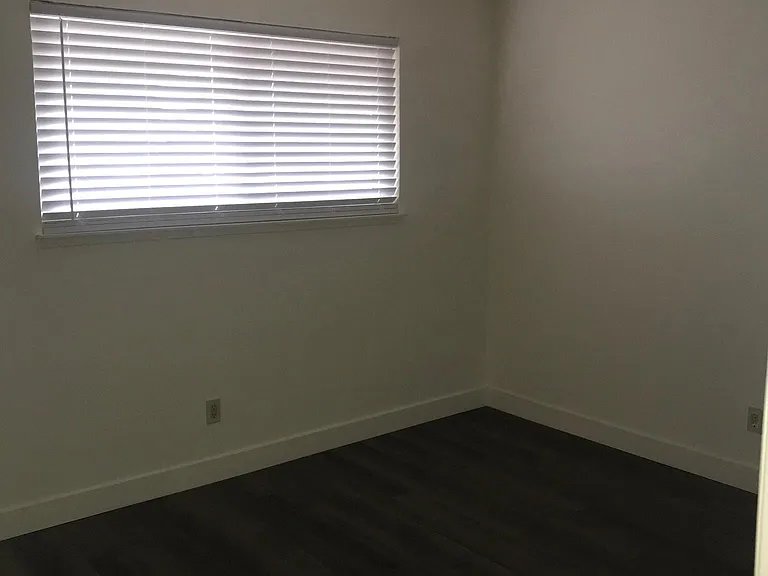 7632 Van Maren Ln — Photo 15