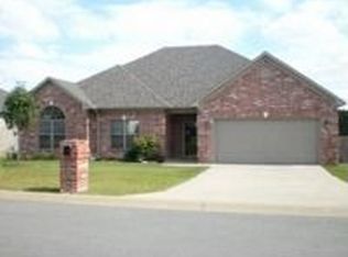 698 Keesee Cv, Benton, AR 72019