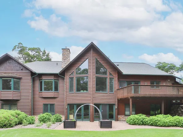 11212 Leewood Ln, East Gull Lake, MN 56401