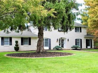 4085 Pheasant Ct, Allentown, PA 18103