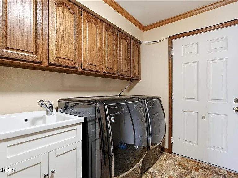 2157 E Alameda Dr — Photo 46