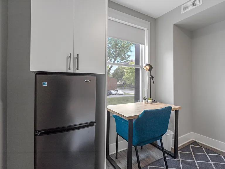 173 Henderson Ave — Photo 32