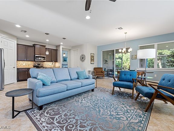 5th image of 3161 Amadora Cir