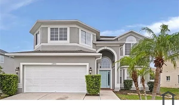 6 bed, 3092 sqft, $5,187 — Photo 2