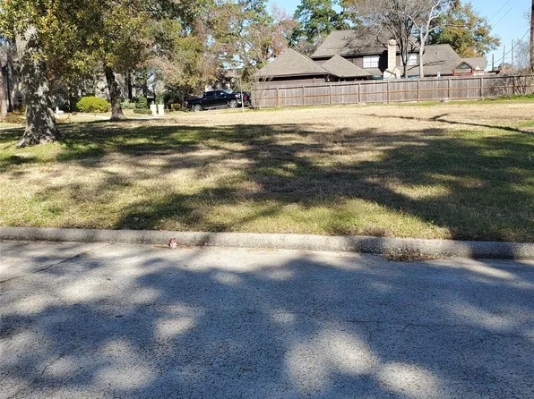 18710 Candlechase Dr, Spring, TX 77388