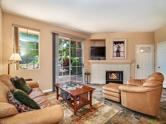 4th image of 11915 Tivoli Park Row Unit 3