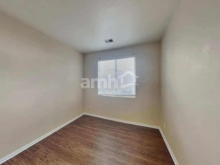 15142 E 119th Ave — Photo 16