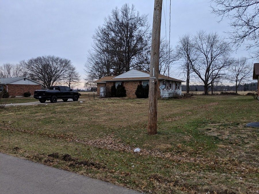 2nd image of 125 Ruth Ln