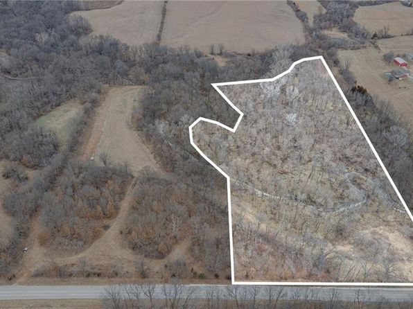 Williams Rd, Dearborn, MO 64439