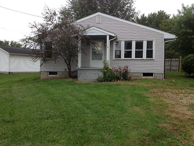1st image of 1114 Monroe St