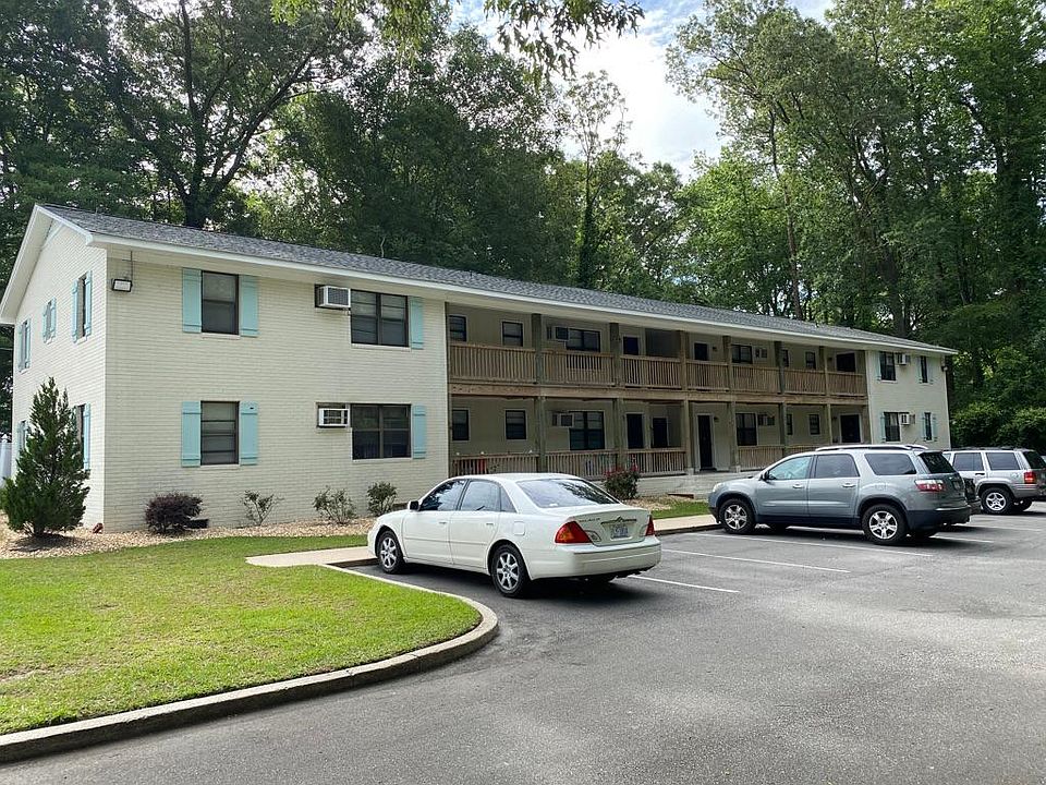 1st image of 2506 E 10th St #1