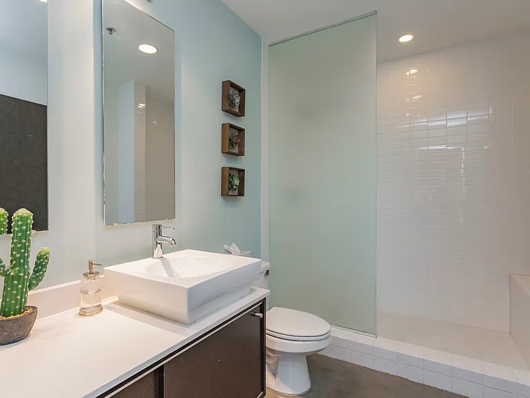2115 Yeaman Pl #412 — Photo 10