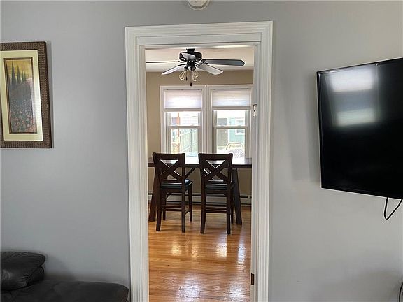 4th image of 17 Fleming St