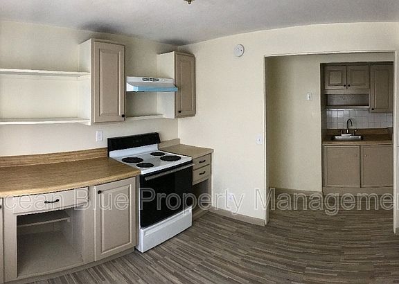 2nd image of 1915 E 143rd Ave Unit B