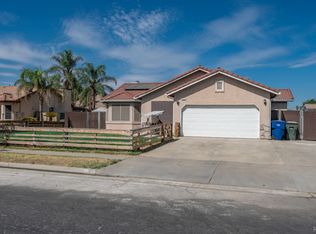 1125 E Cinnamon Dr, Lemoore, CA 93245