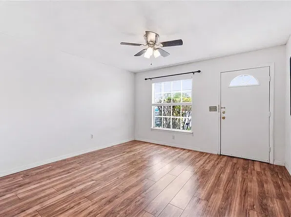 6721 121st Ave APT D, Largo, FL 33773