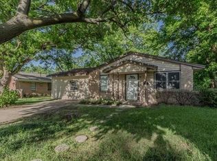 302 Phillip St, Mesquite, TX 75149
