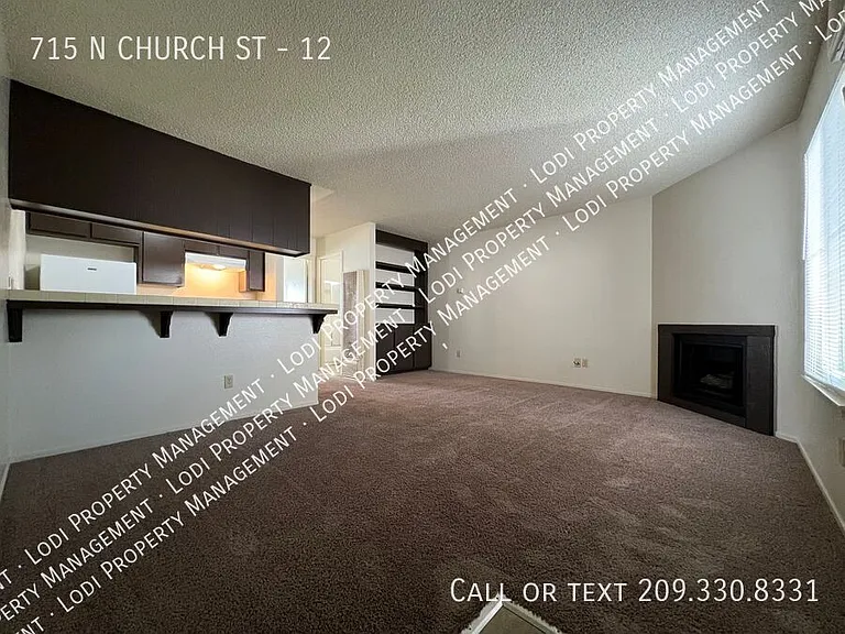 715 N Church St #12 — Photo 3