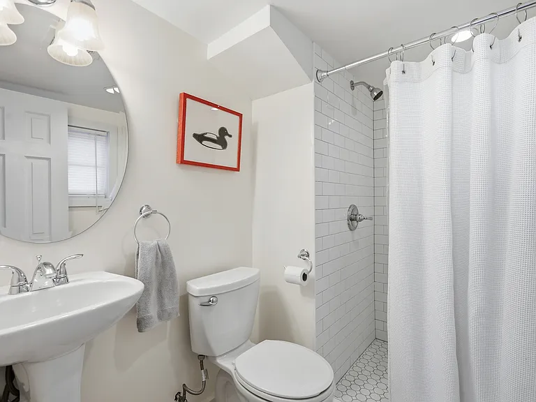 1008 Shepherd St NE — Photo 20