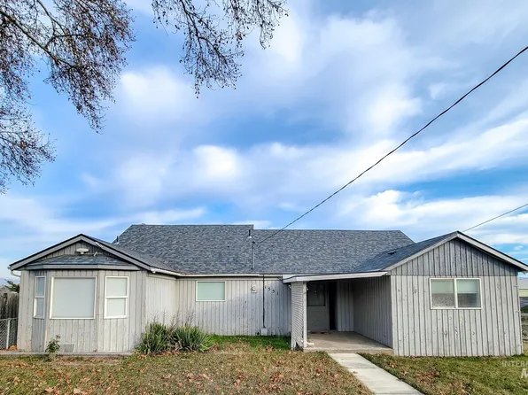 1551 15th St, Clarkston, WA 99403