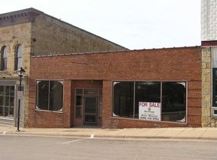 26 High St, Mineral Point, WI 53565