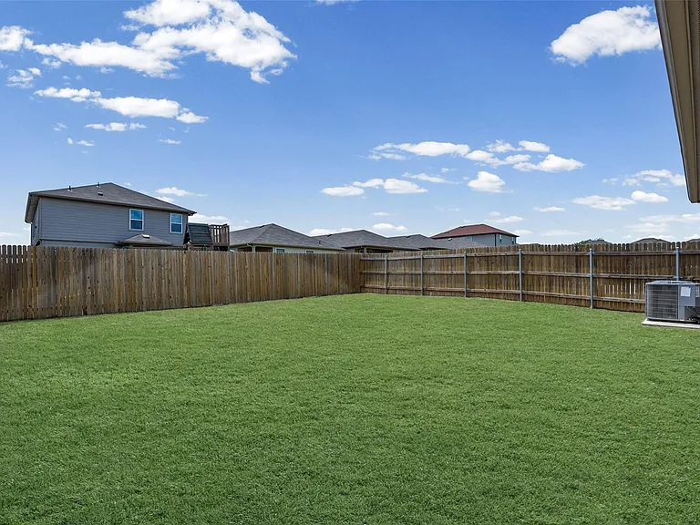 11801 Rush Ln — Photo 23