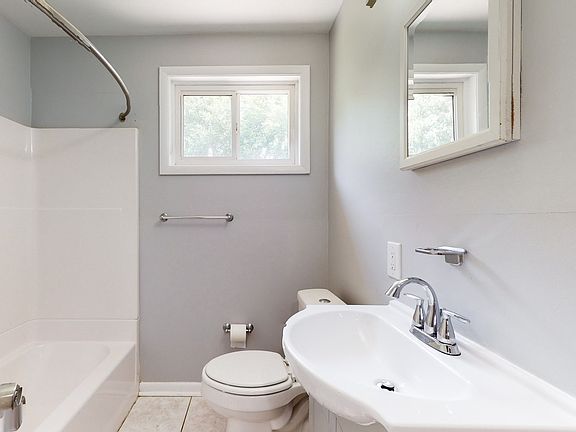 4th image of 6017 Baltic Dr