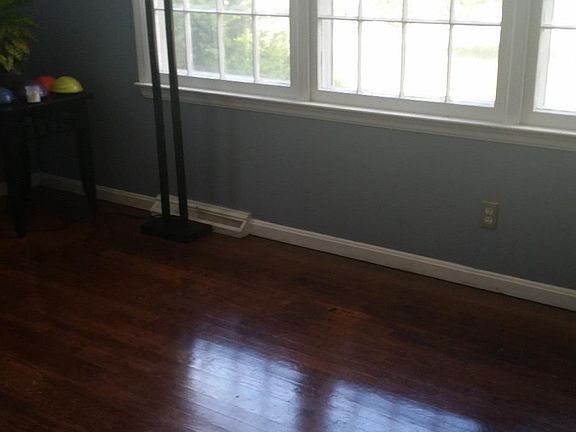 4th image of 5203 Ponderosa Dr
